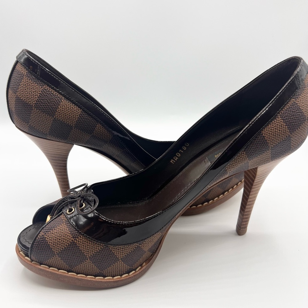 Louis Vuitton Damier Ebene Palm Beach Peep Toe Pump 39
